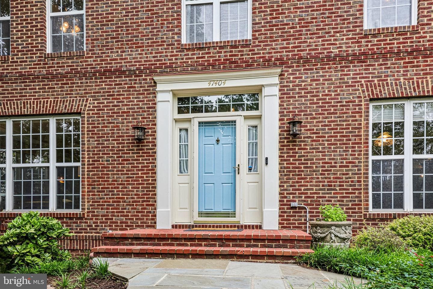 47404 Middle Bluff Place, Sterling