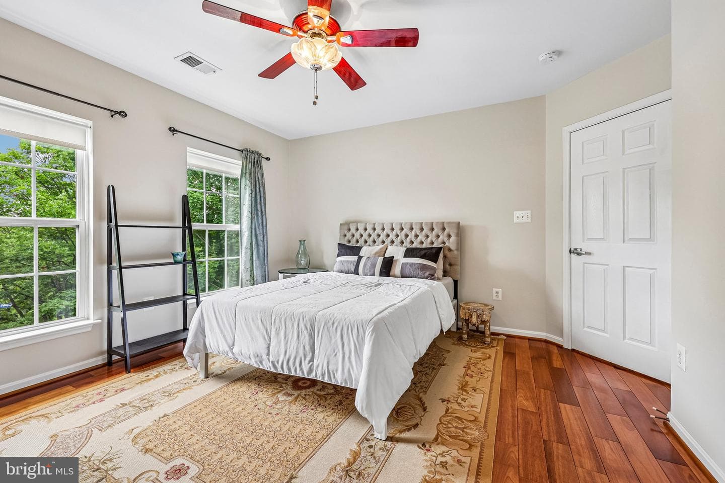 47404 Middle Bluff Place photo 49