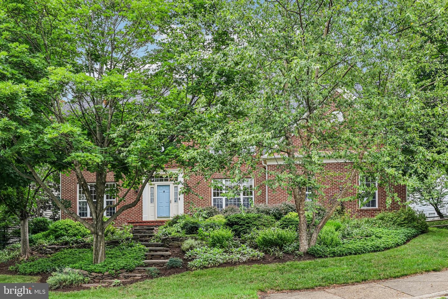 47404 Middle Bluff Place photo 8