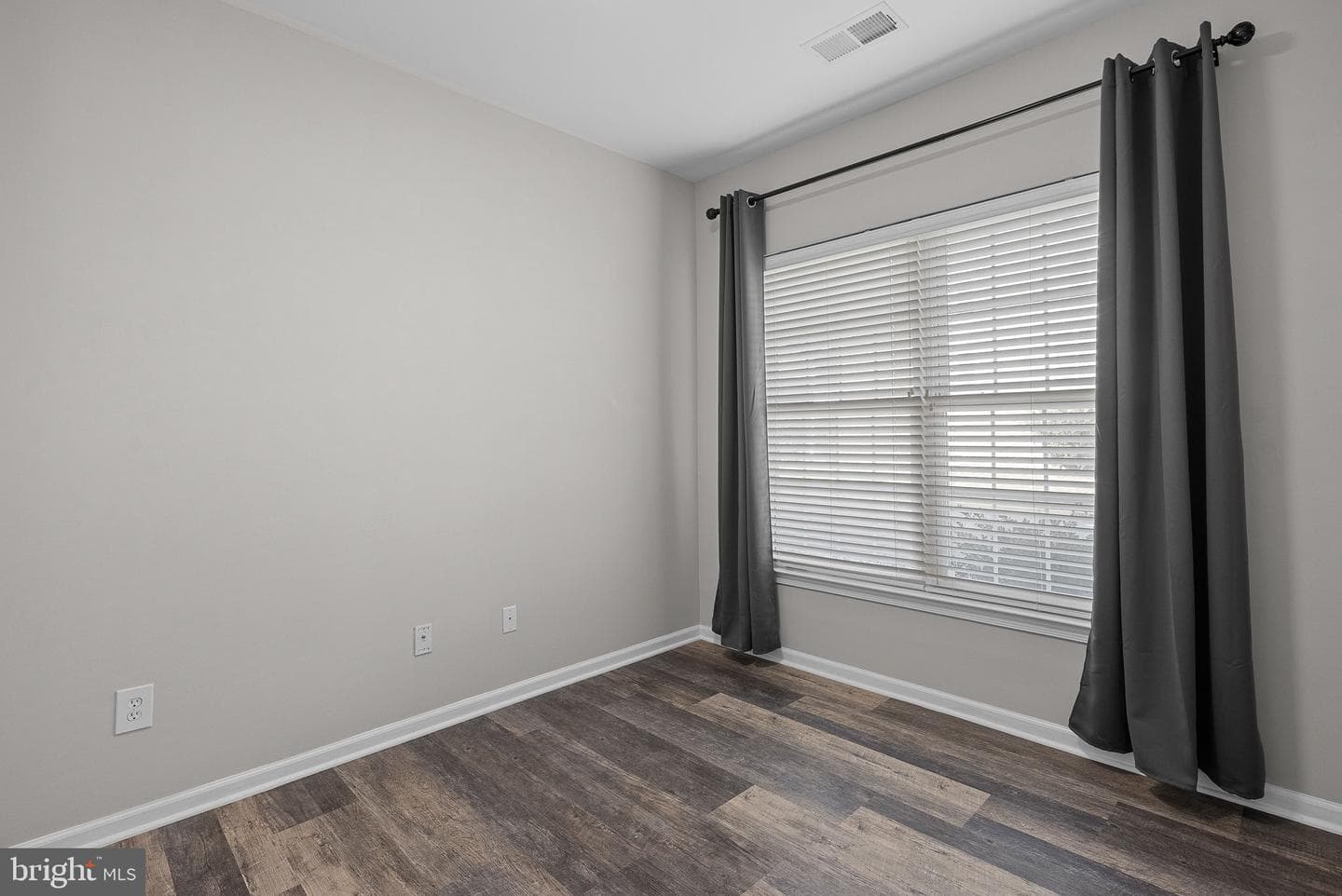 42633 Homefront Terrace photo 16