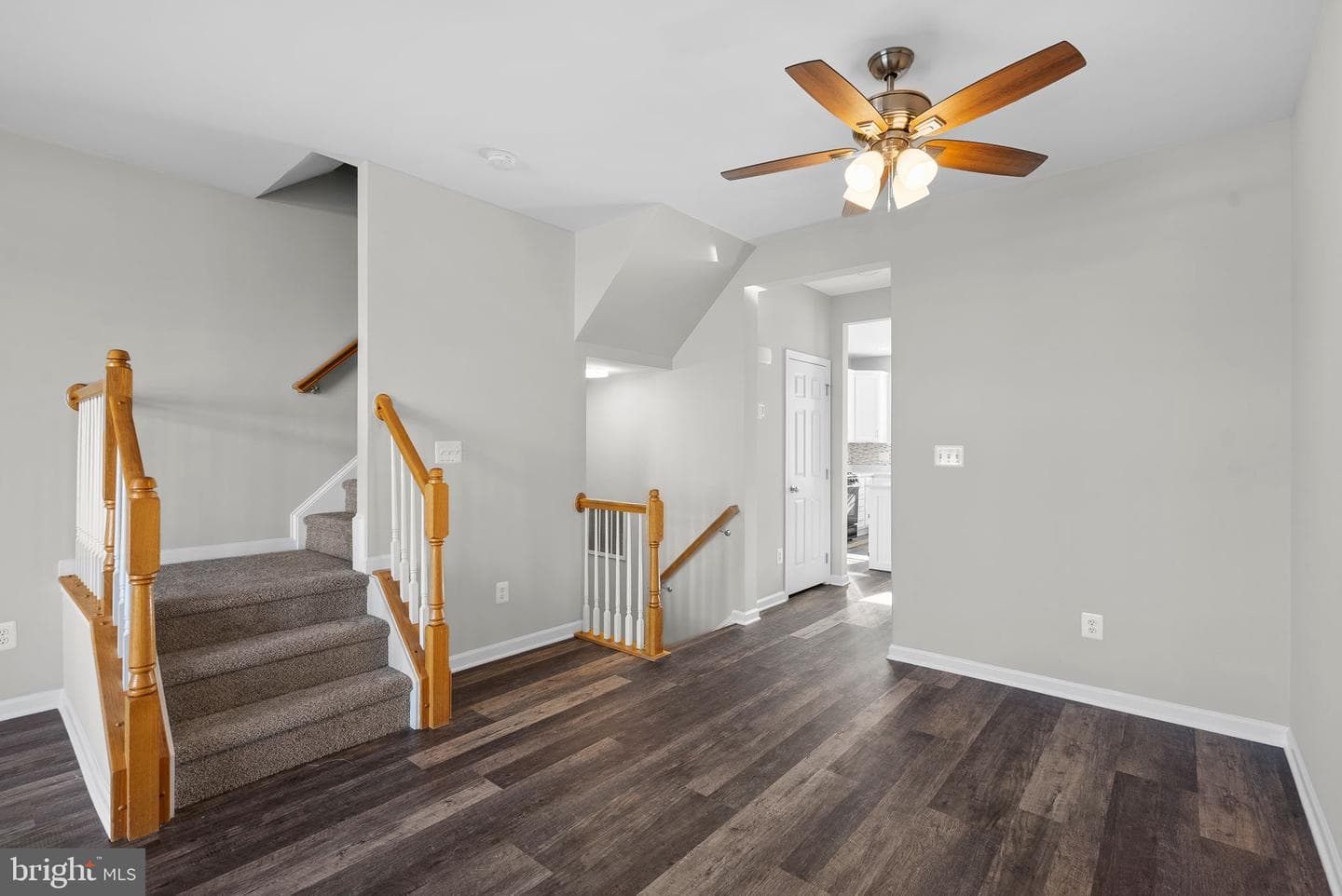 42633 Homefront Terrace photo 22