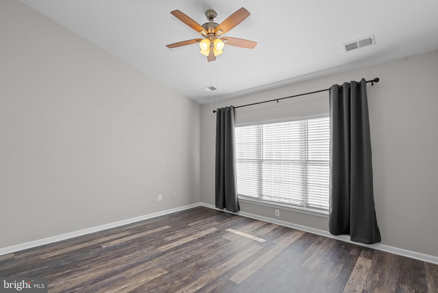 42633 Homefront Terrace photo 40