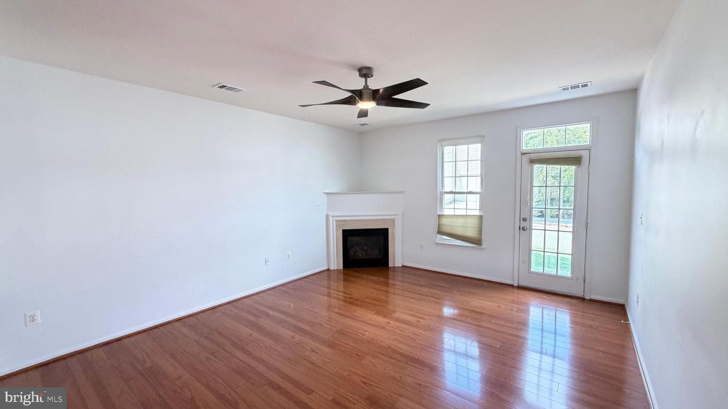 20965 Kittanning Ln photo 9