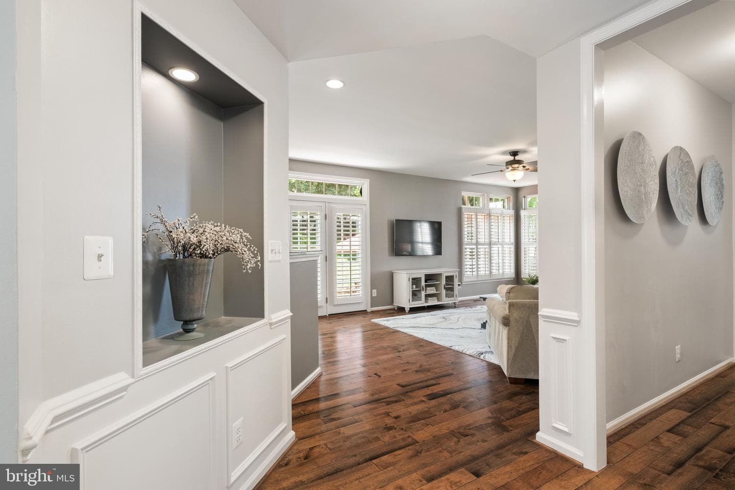 42702 Middle Ridge Place photo 15