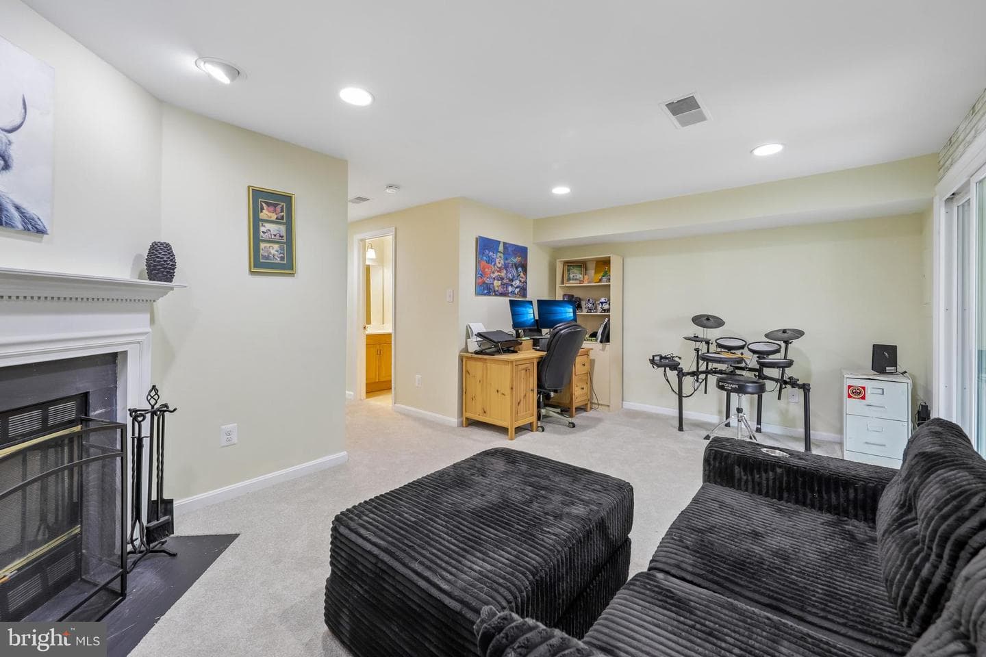 22076 Manning Square photo 41