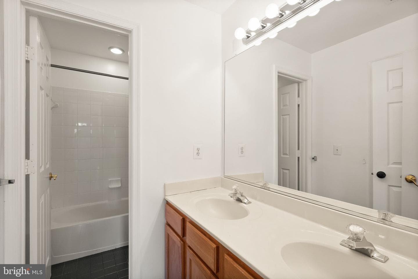 20937 Winola Terrace photo 45