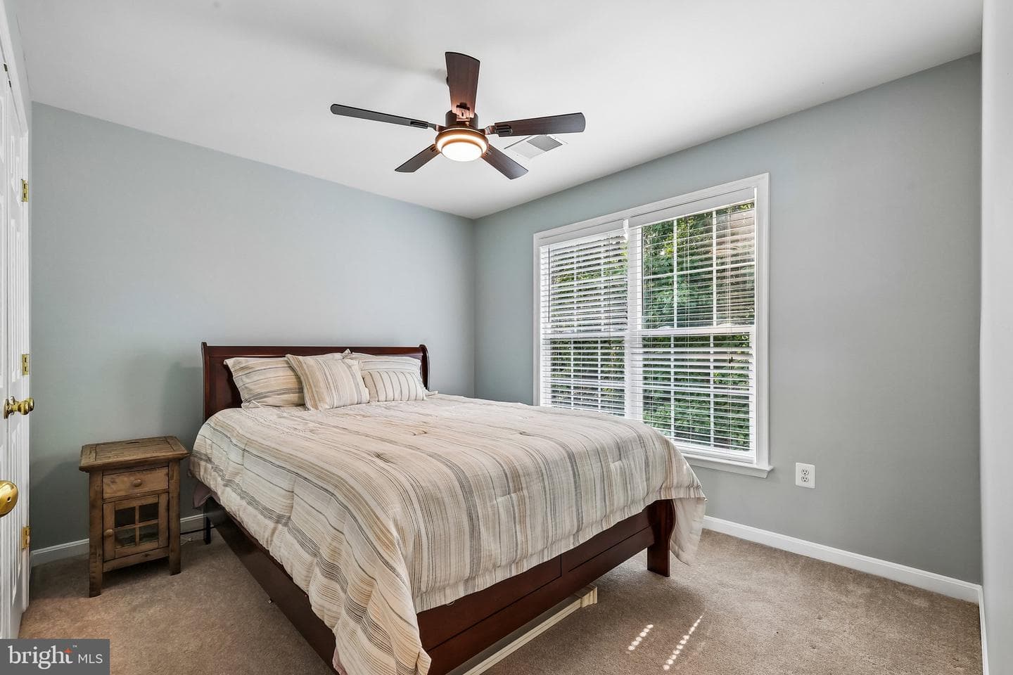 909 Sweet William Court SE photo 20