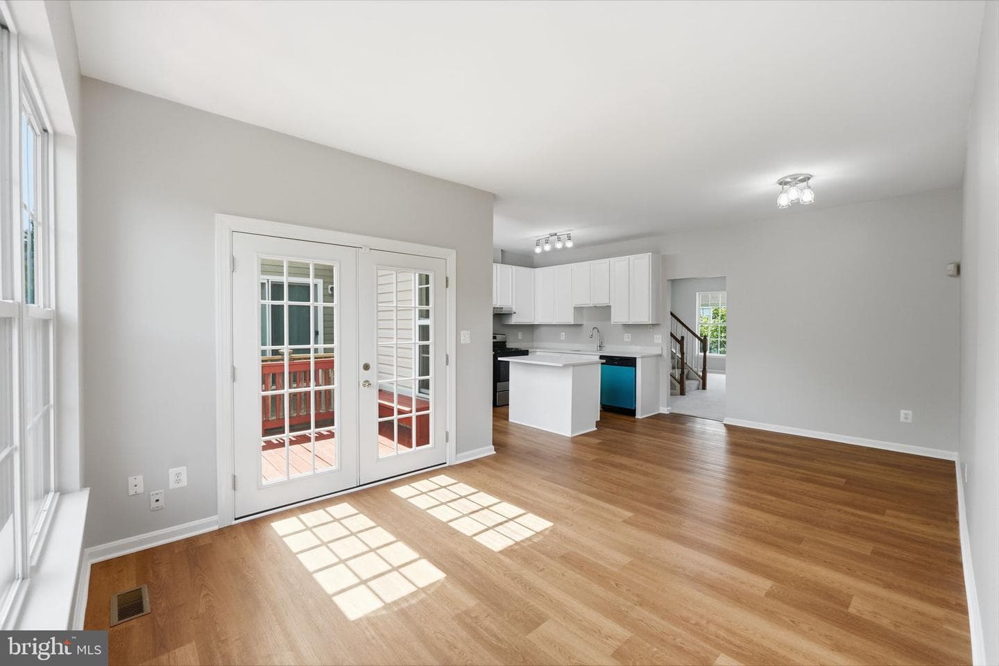 45526 Lake Haven Terrace photo 22