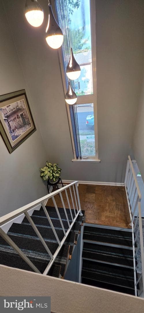 507 Crestwood Street SW photo 23