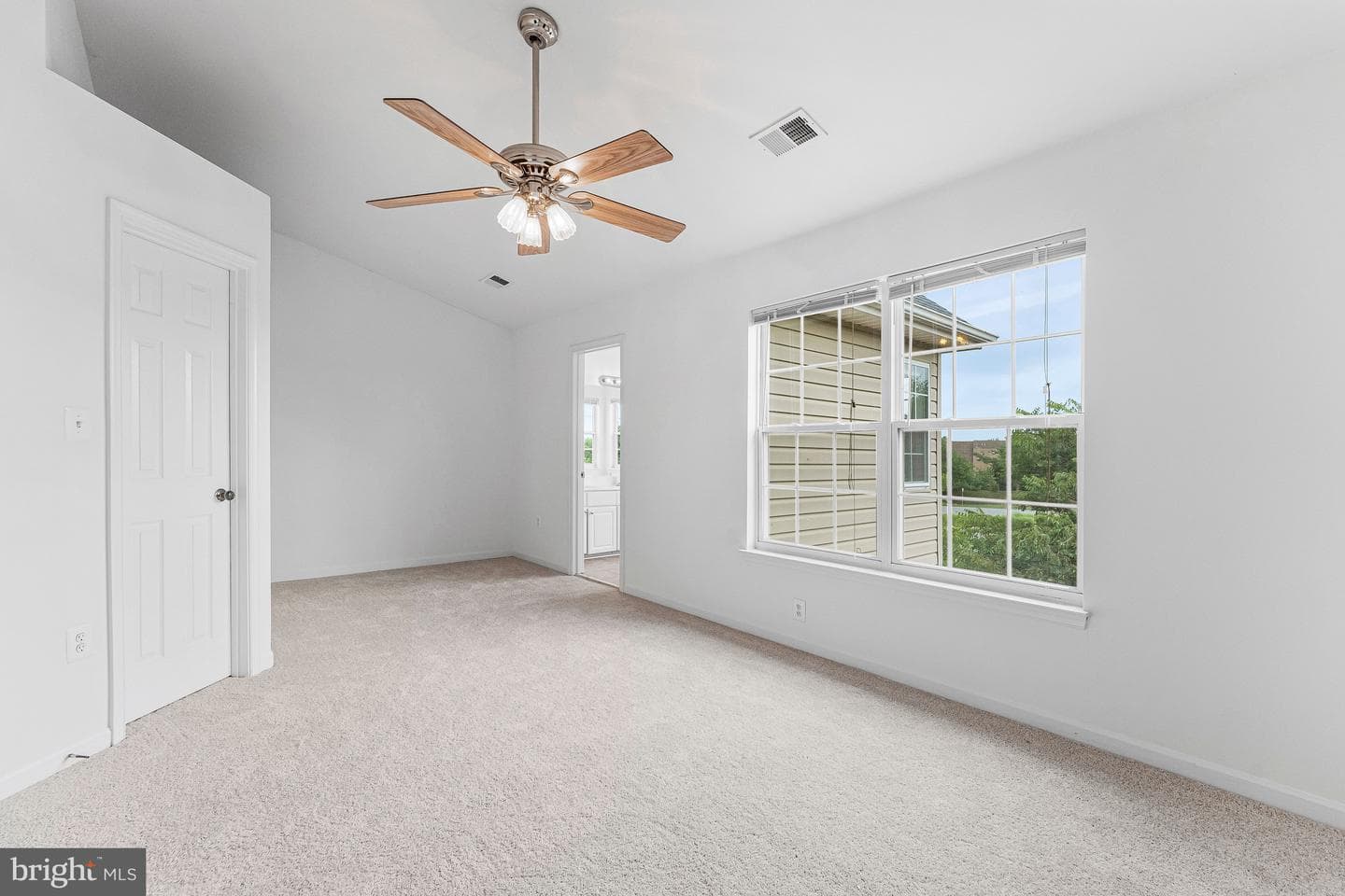 44177 Paget Terrace photo 27