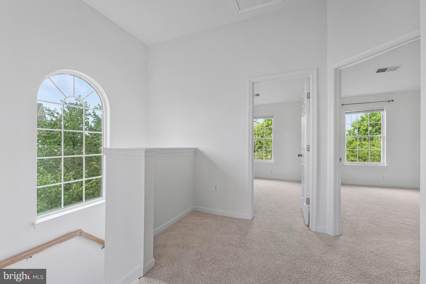 44177 Paget Terrace photo 32
