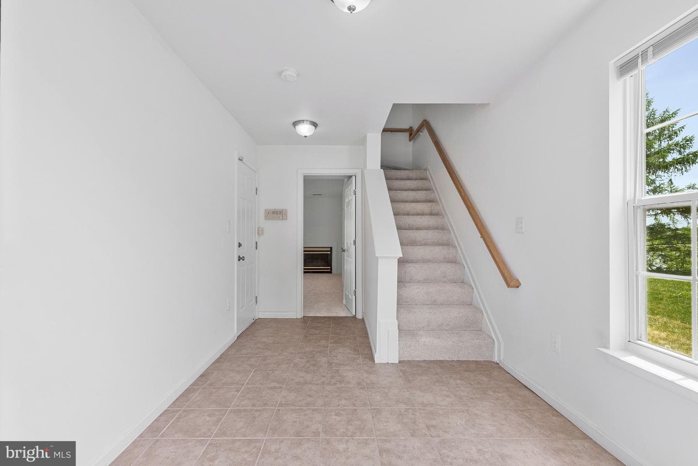 44177 Paget Terrace photo 40