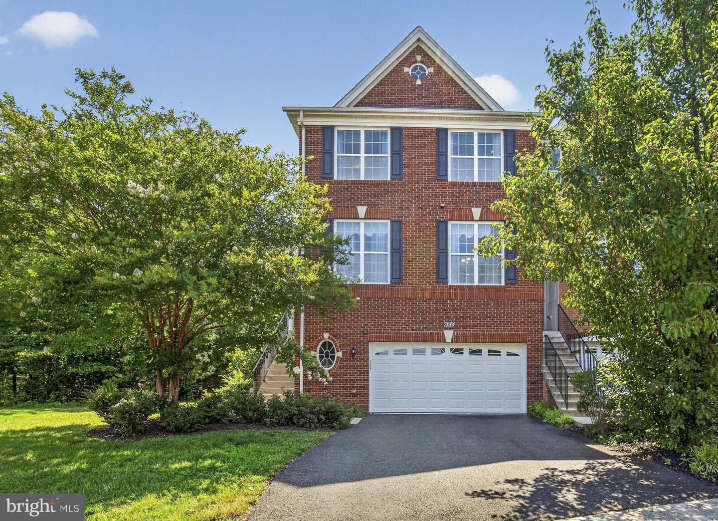 43283 Mitcham Square photo 48