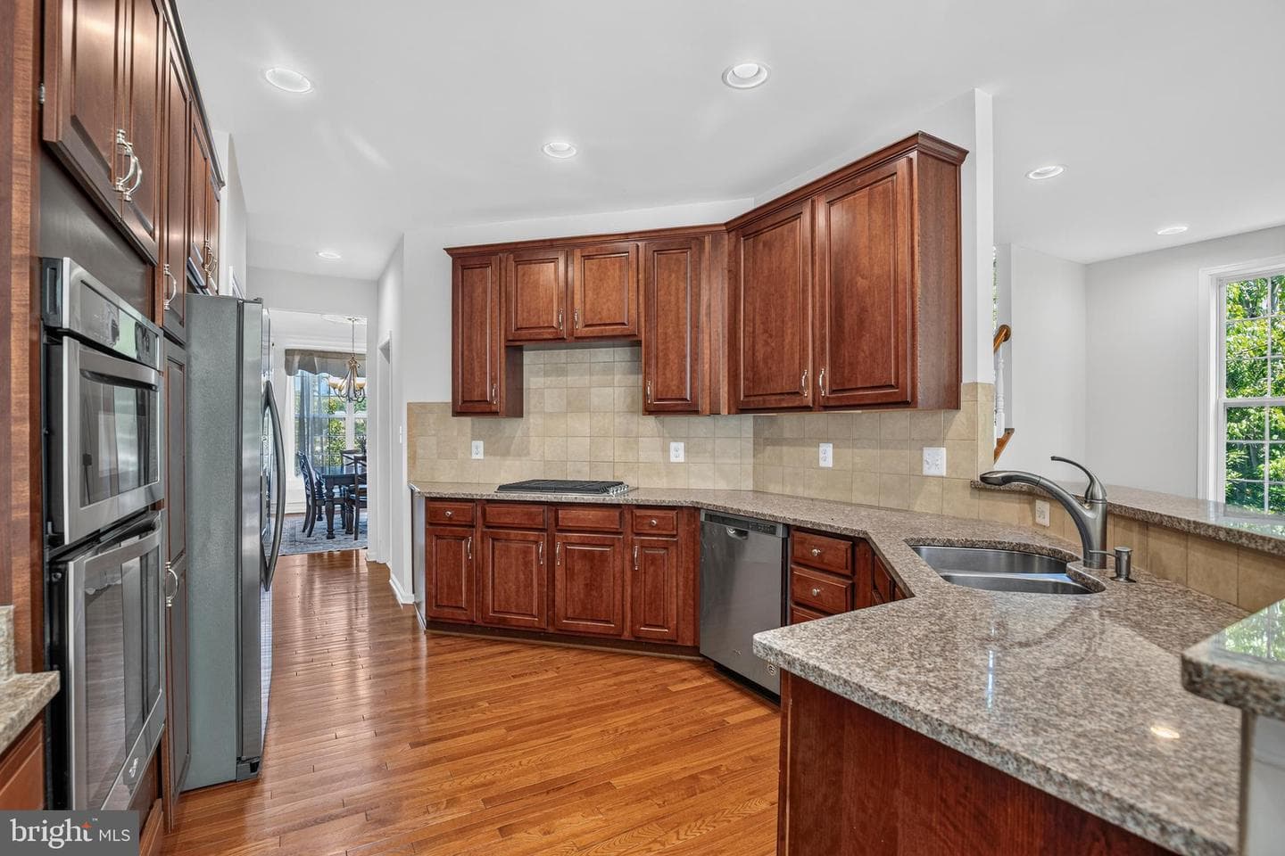 43283 Mitcham Square photo 8