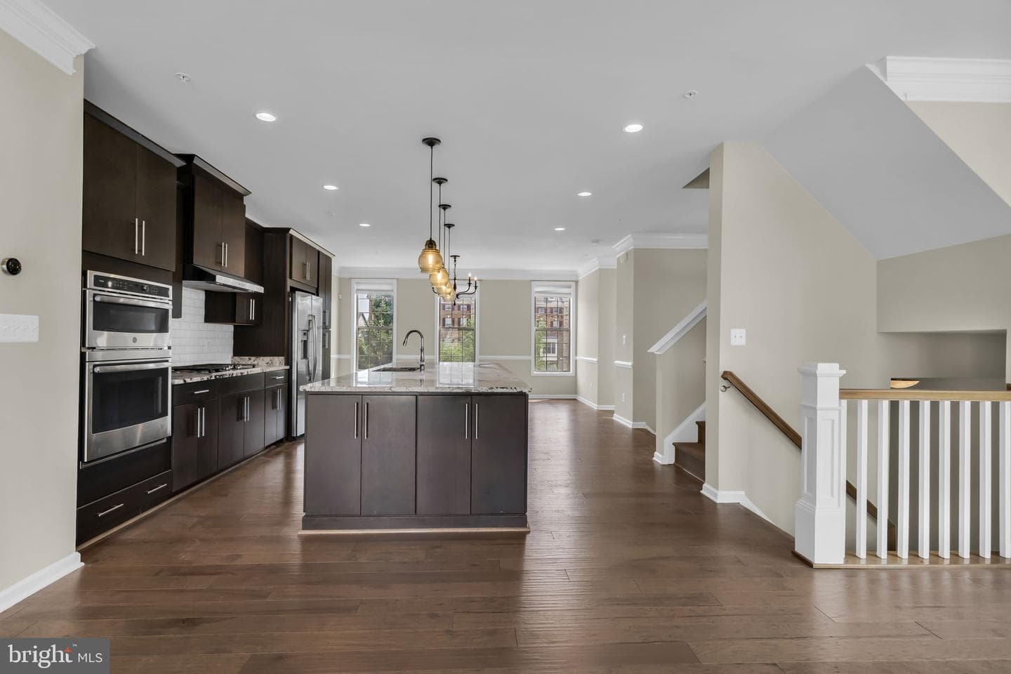 22515 Naugatuck Square photo 12
