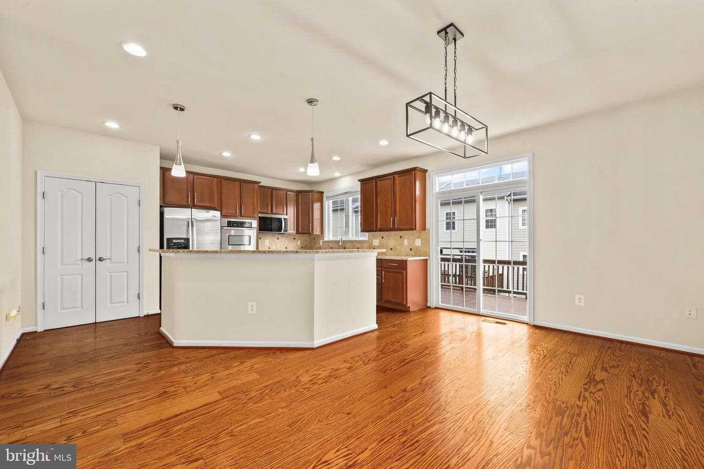 20837 Houseman Terrace photo 27
