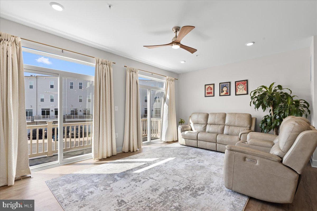 42236 Bunting Terrace photo 16