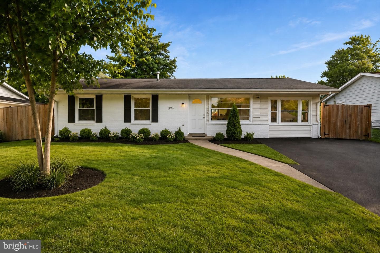 501 E Poplar Road E, Sterling