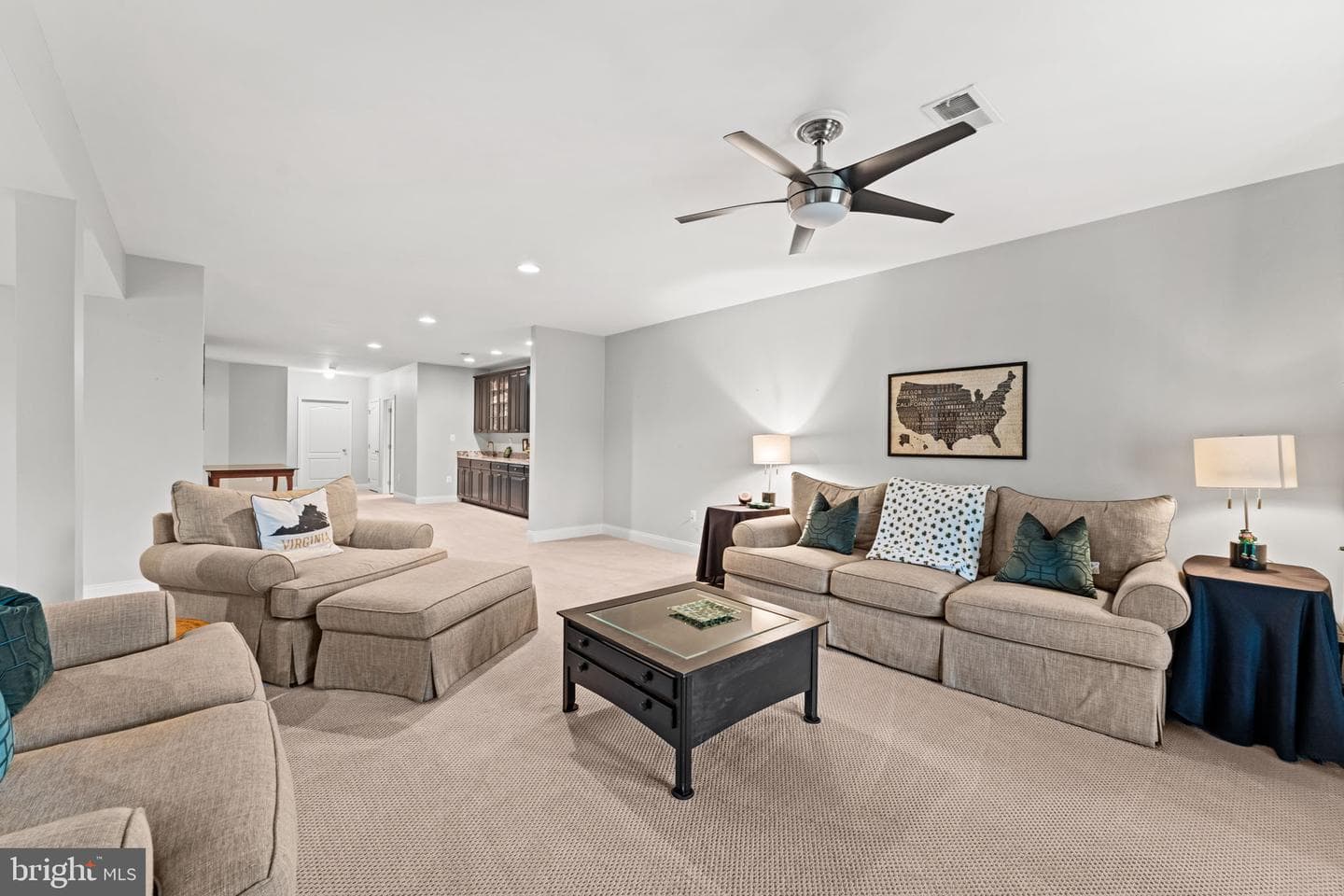 22970 Weybridge Square photo 97