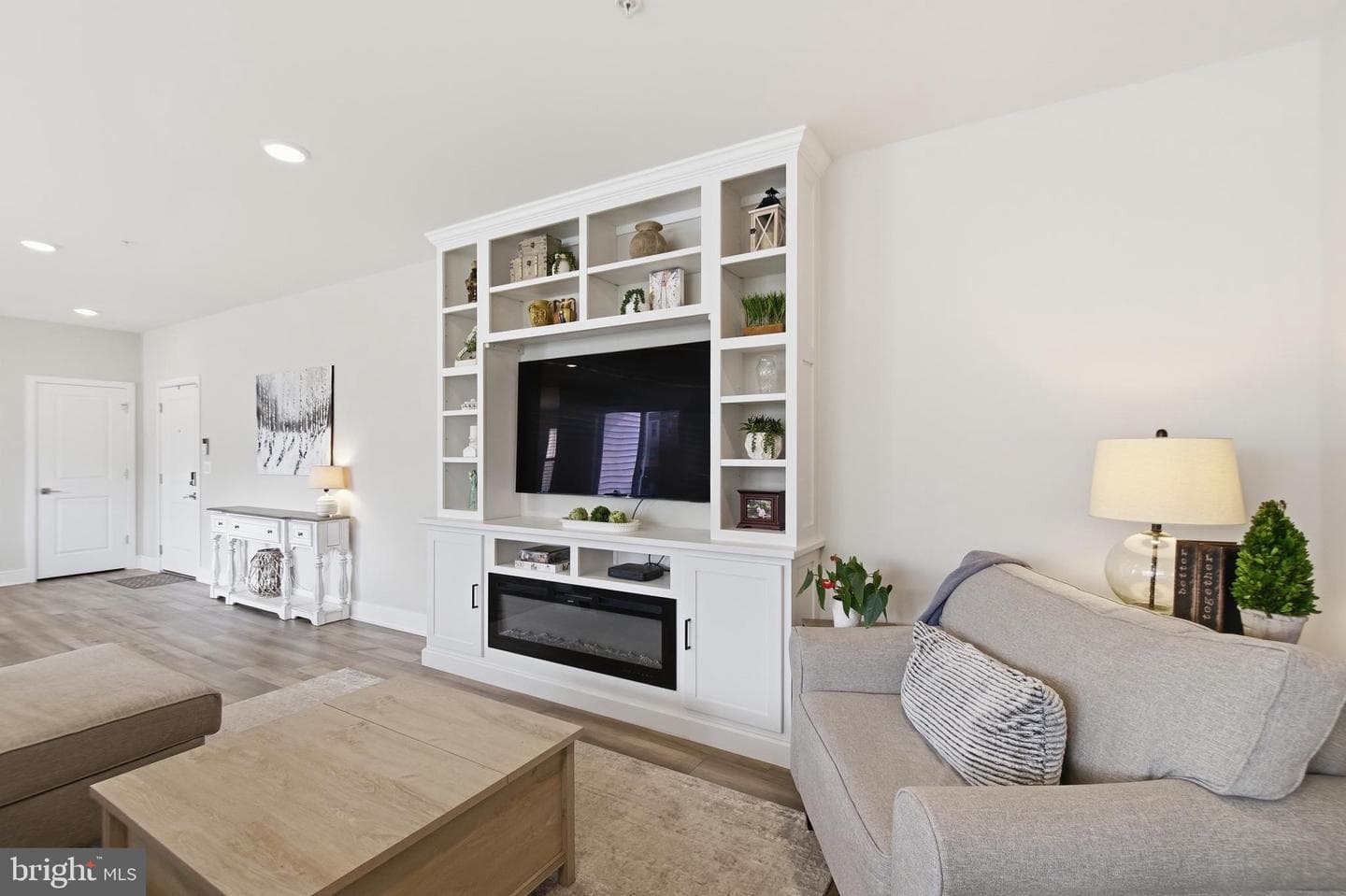 23639 Golden Embers Square #302 photo 23