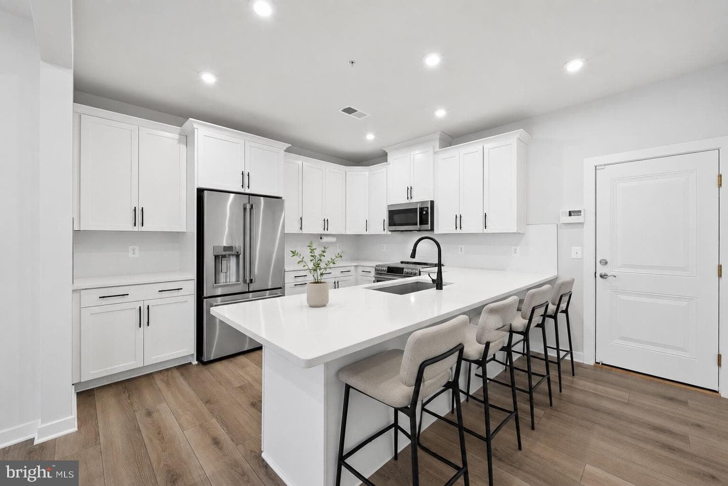 43728 Transit Square, Ashburn