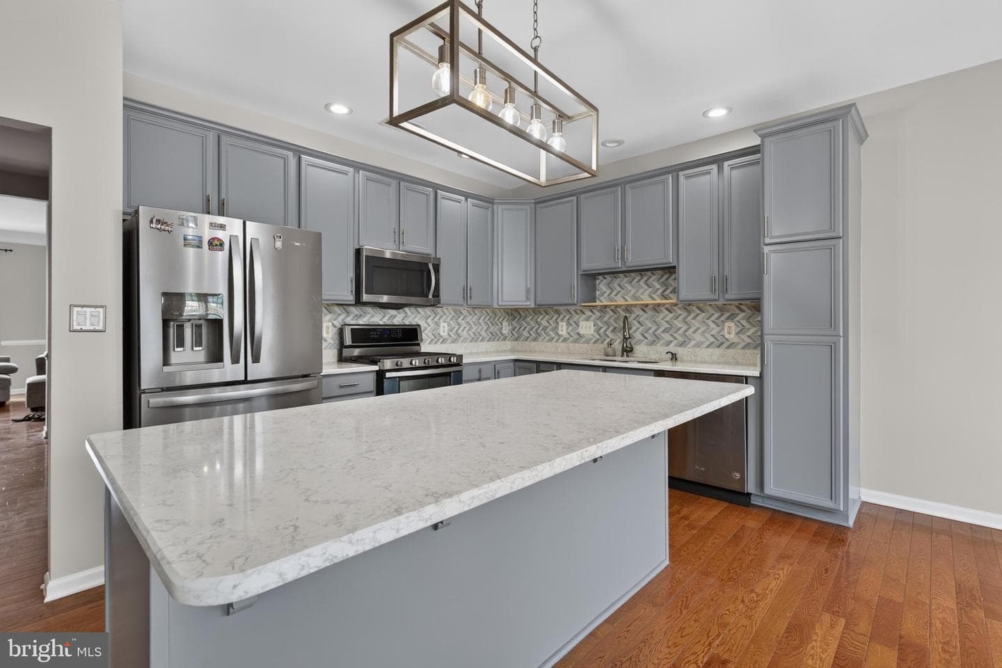 22540 Airmont Woods Terrace photo 11