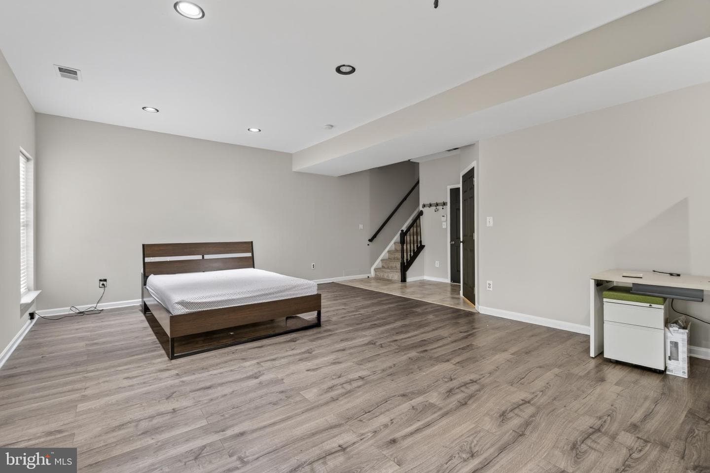 22540 Airmont Woods Terrace photo 36