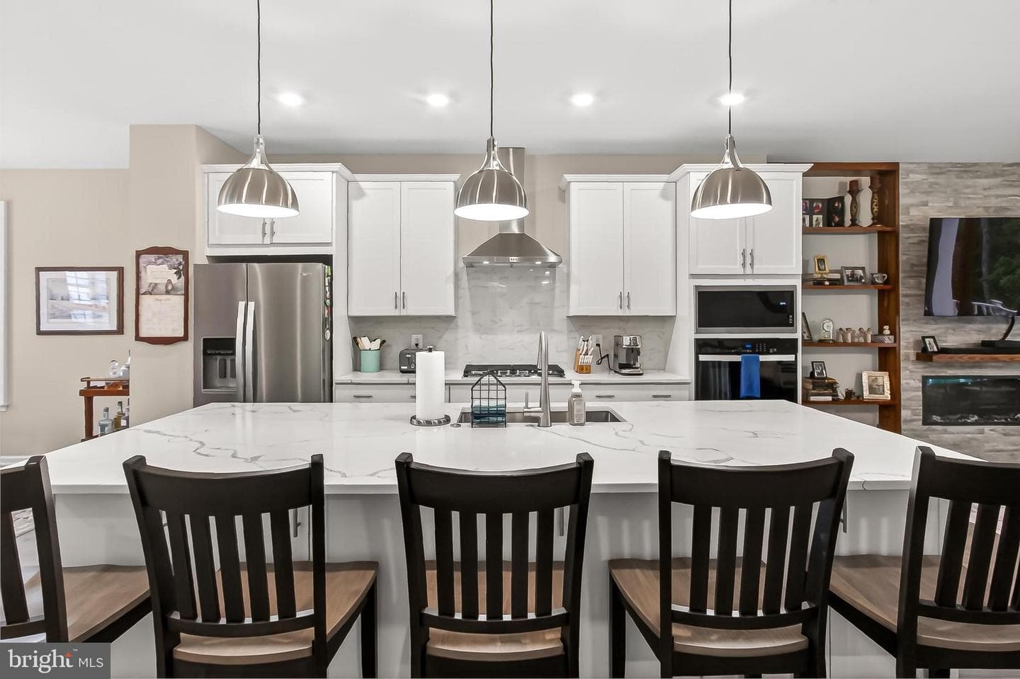 1700 Mocking Jay Terrace NE photo 6