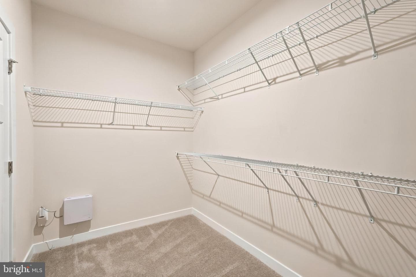 24274 Thurso Square photo 54