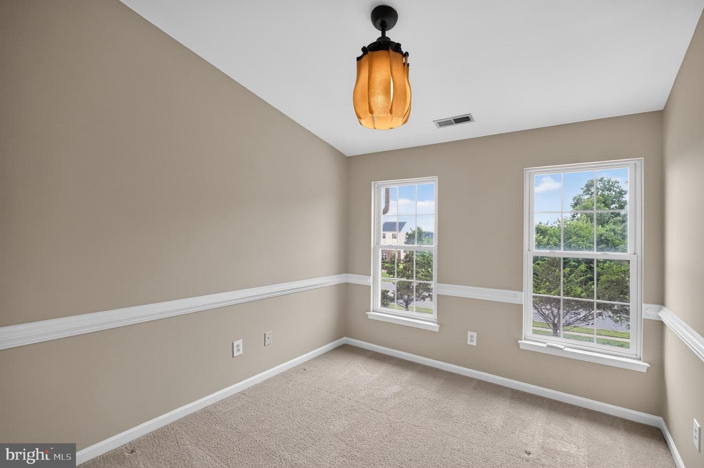 25915 Kirkwood Square photo 25