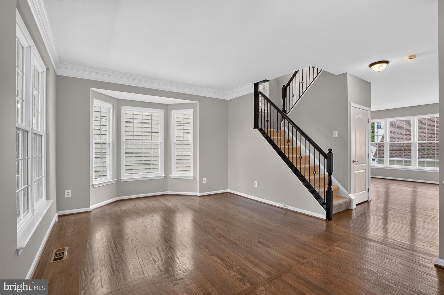 42771 Freedom Street photo 9