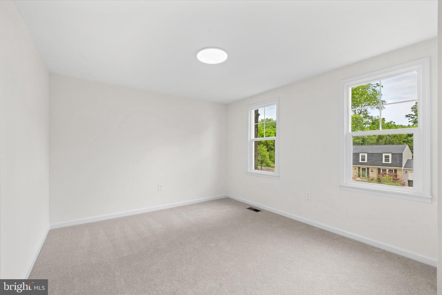 1216 Bradfield Drive SW photo 29