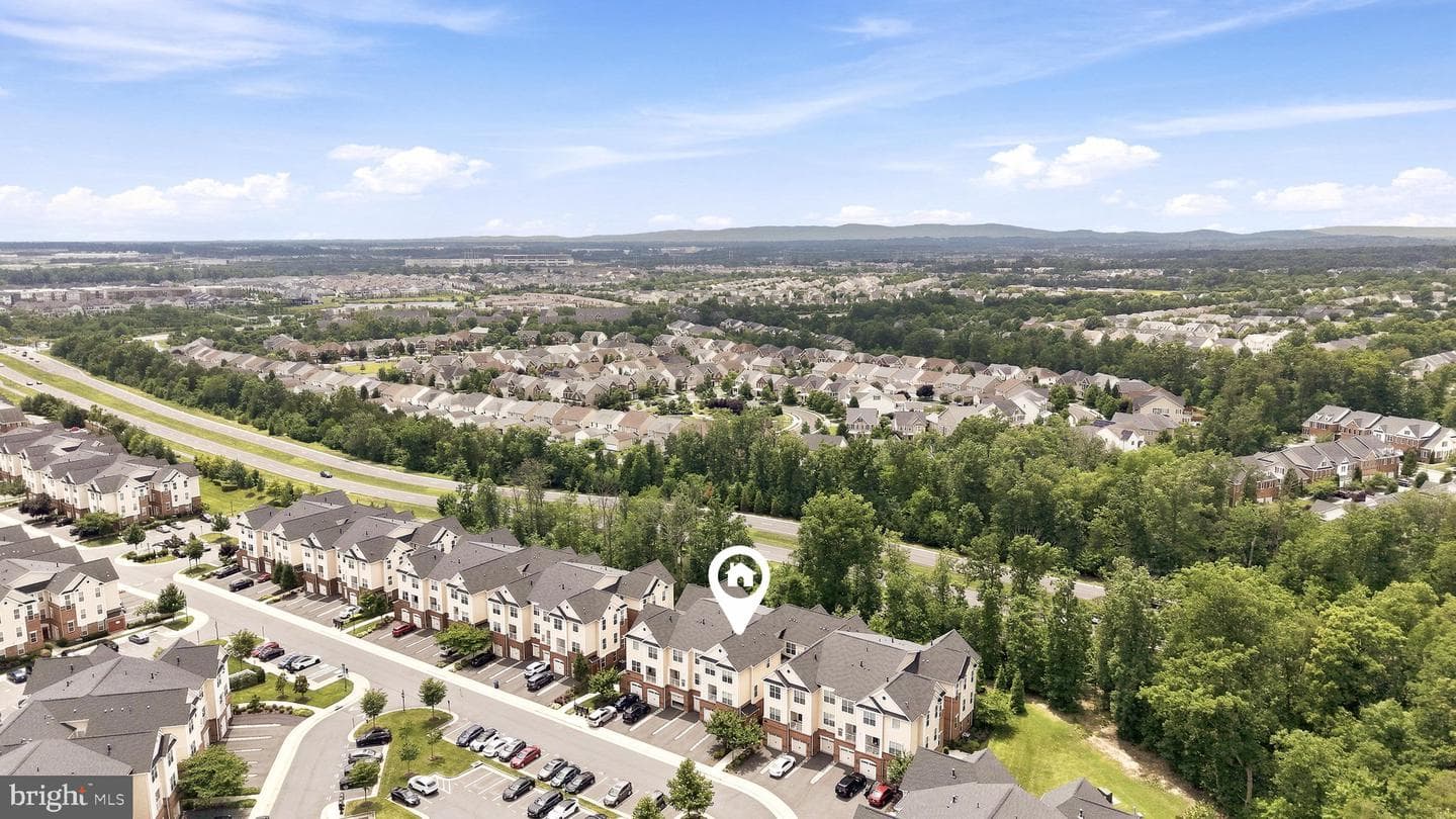 23255 Milltown Knoll Square #107, Ashburn