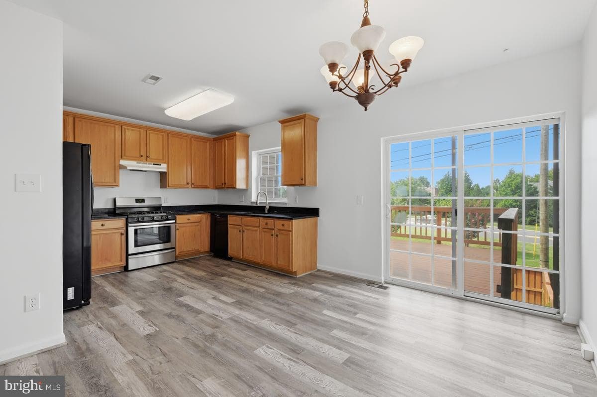 21753 Ladyslipper Square photo 12
