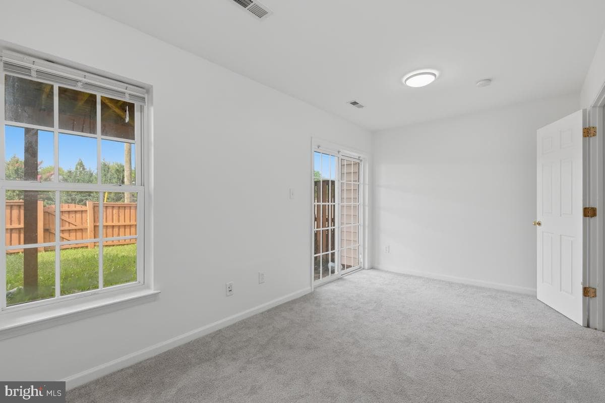 21753 Ladyslipper Square photo 24