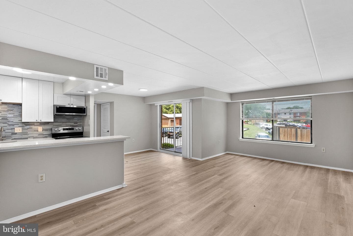 125 Clubhouse Drive SW #7 photo 6