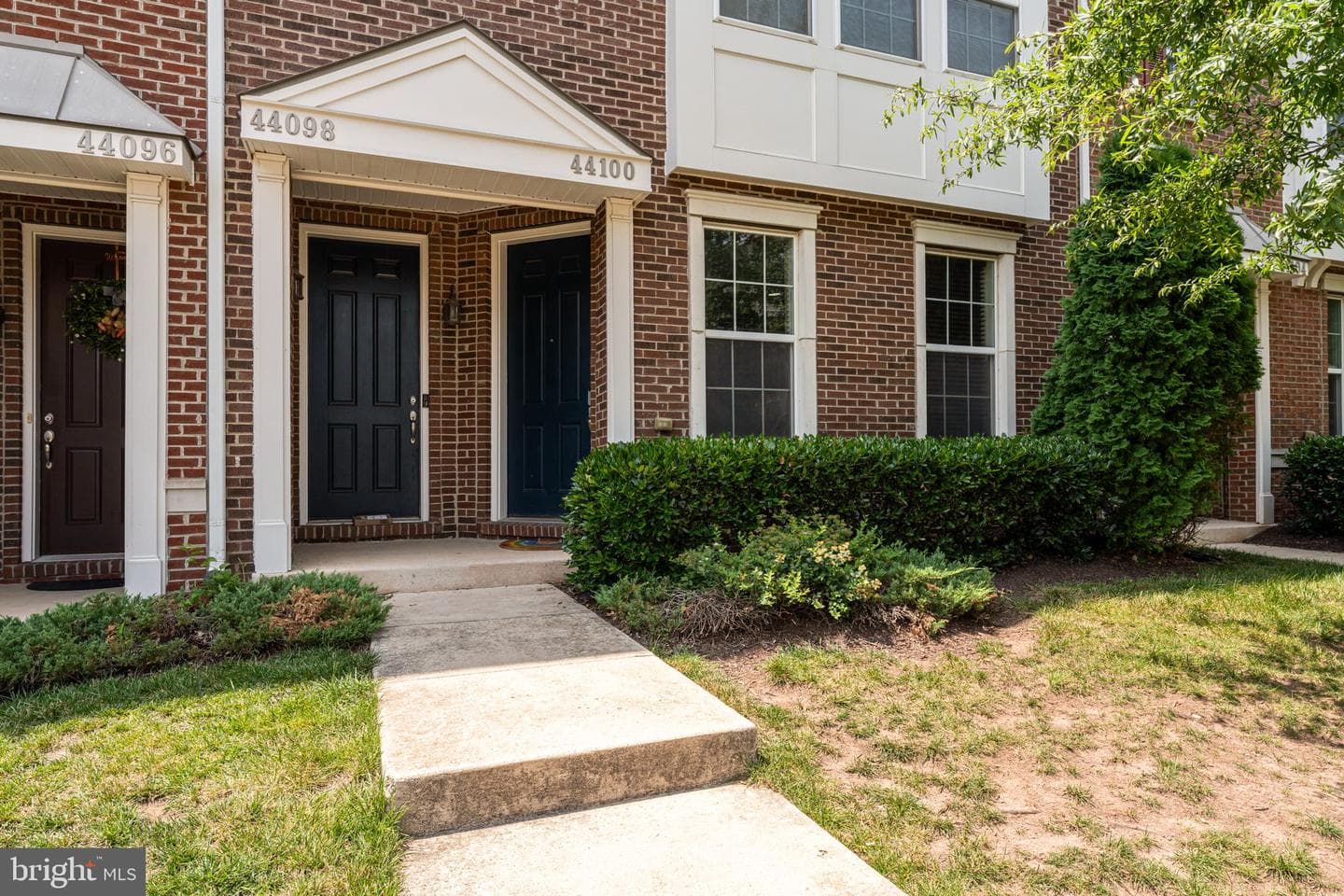 44100 Vaira Terrace photo 3