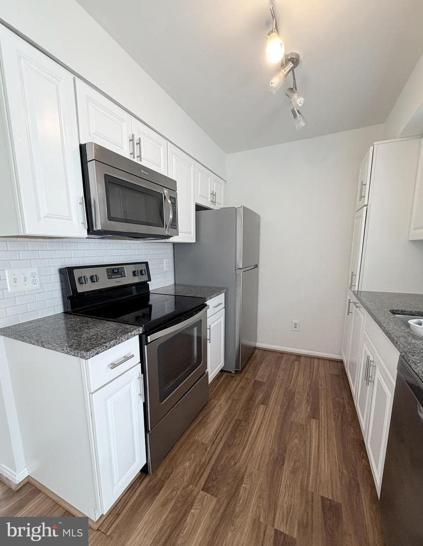 83 Sudbury Square photo 10