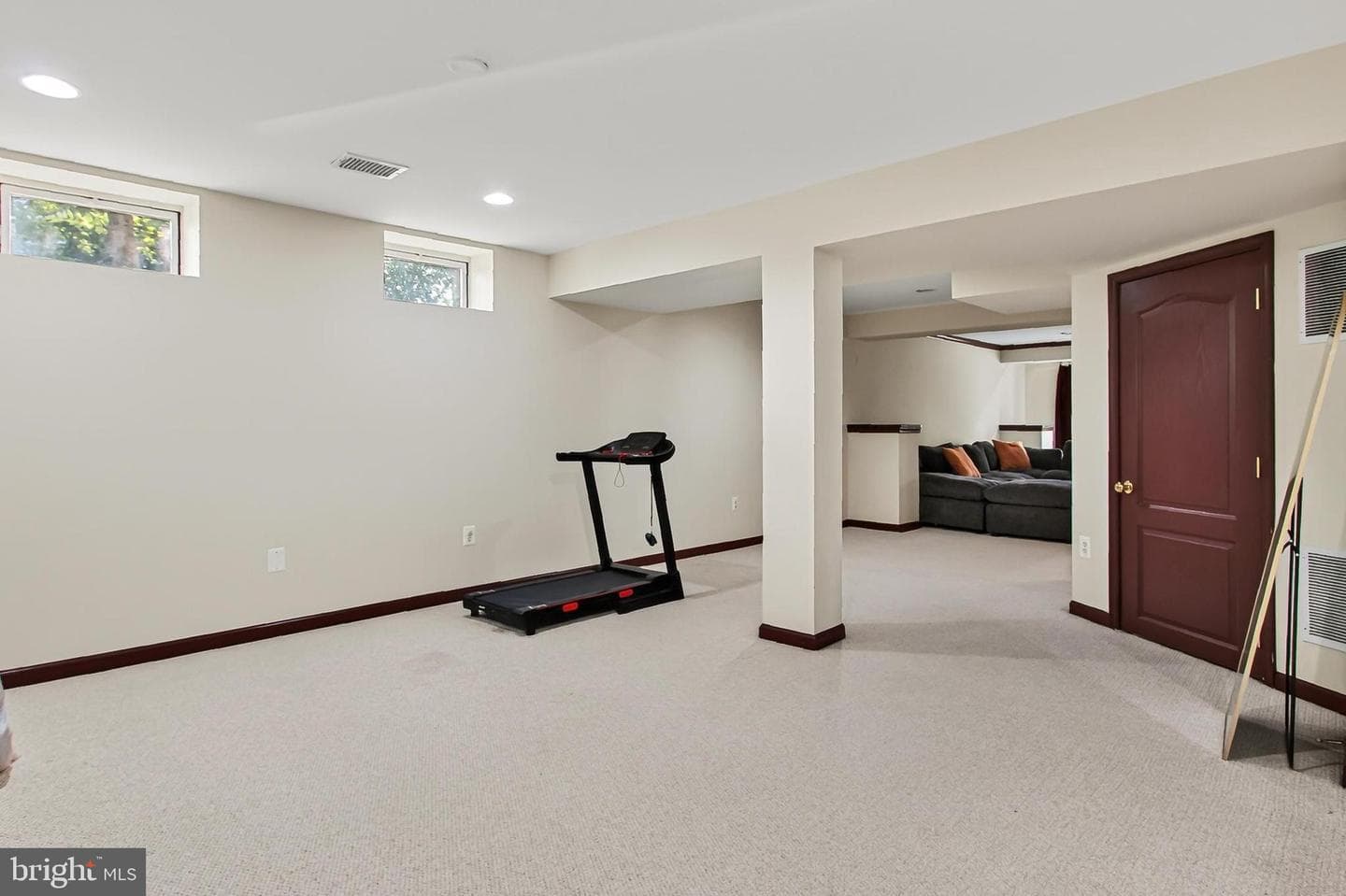 42655 Harris Street photo 41