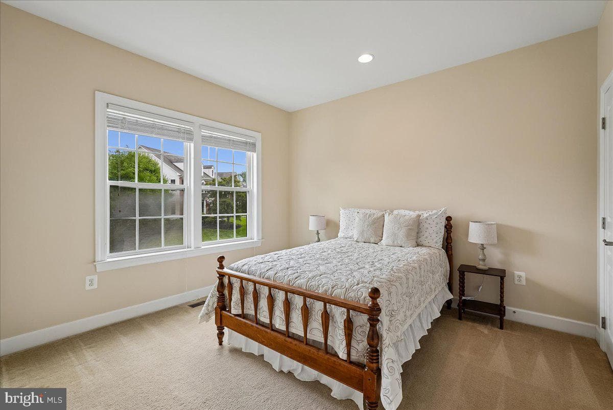 16119 Turning Leaf Lane photo 32