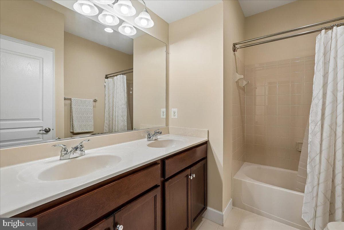 16119 Turning Leaf Lane photo 34
