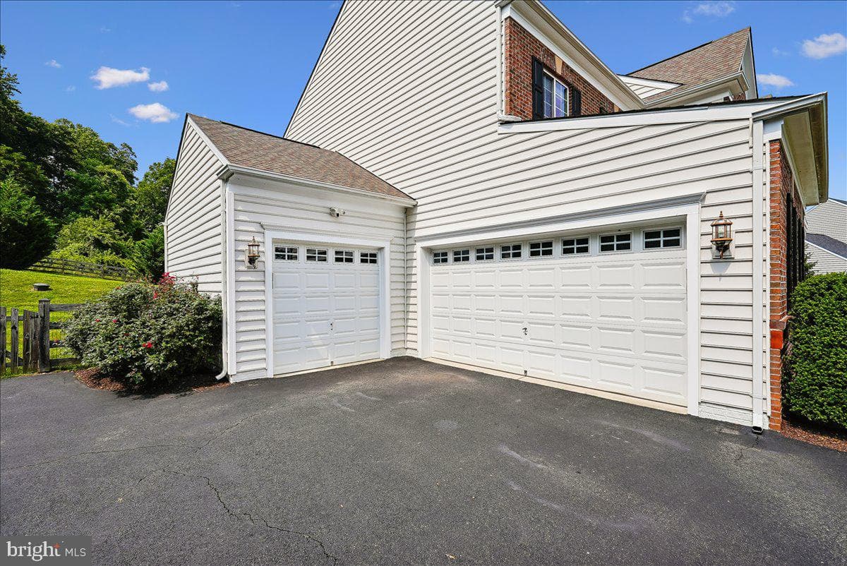 16119 Turning Leaf Lane photo 54