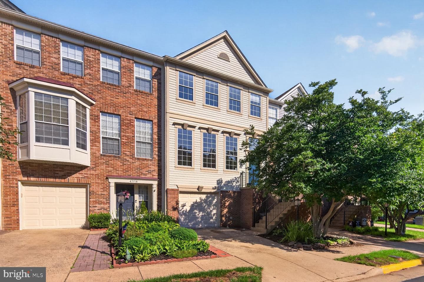 47720 Sandbank Square, Sterling