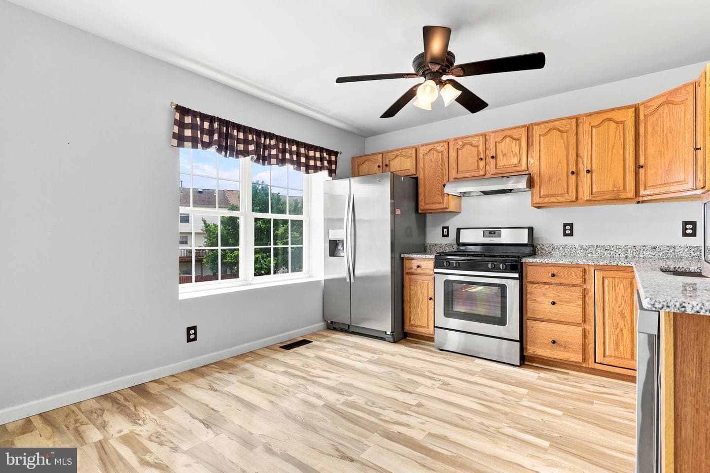806 E Vanderbilt Terrace SE photo 9