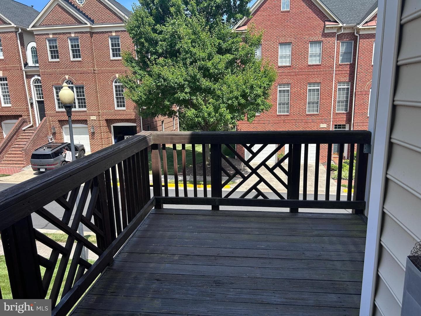 20381 Fallsway Terrace photo 4