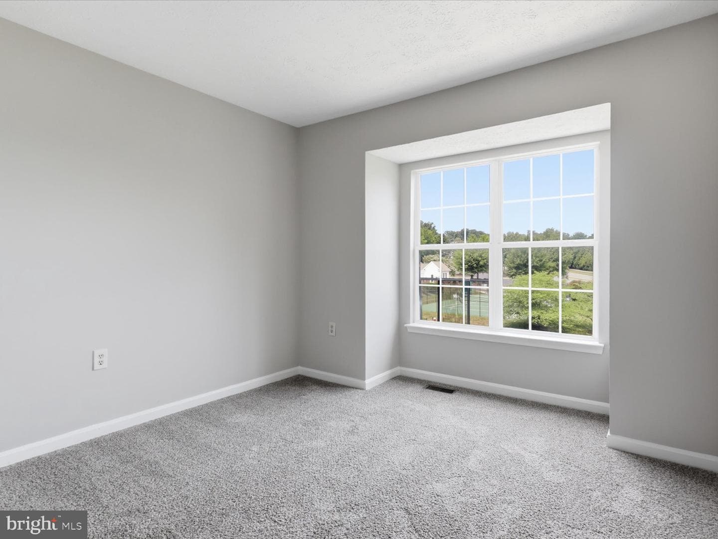 609 Tammy Terrace SE photo 26