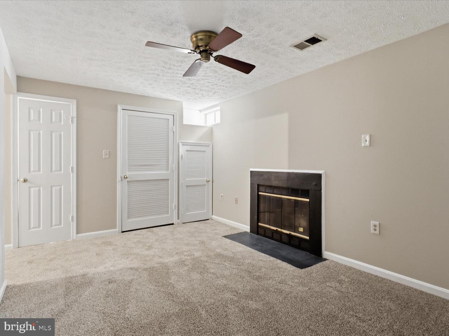 609 Tammy Terrace SE photo 33
