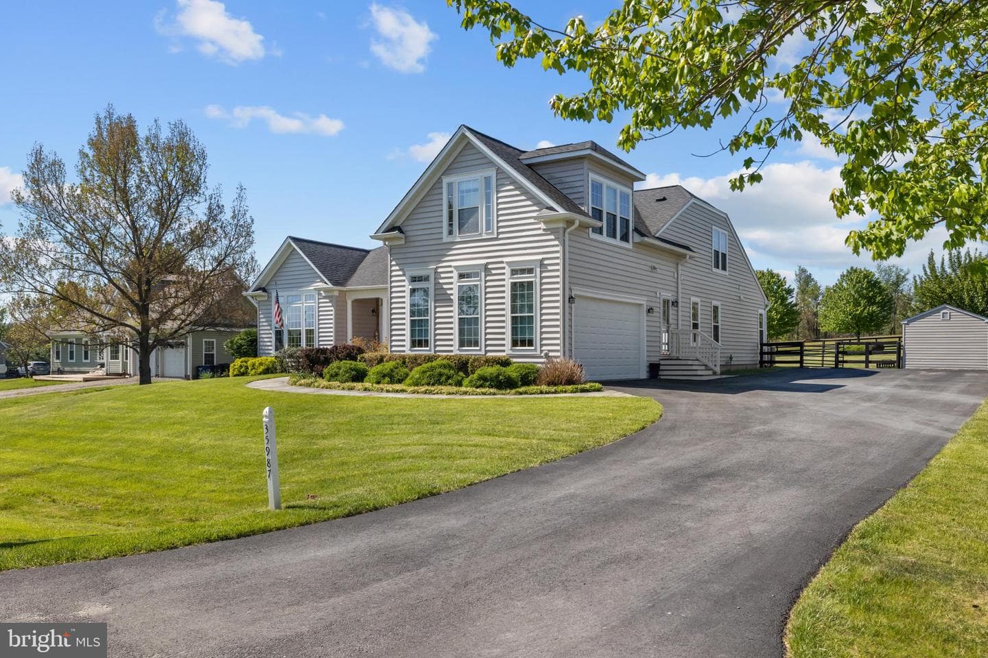 35987 Birch Hollow Lane, Hillsboro