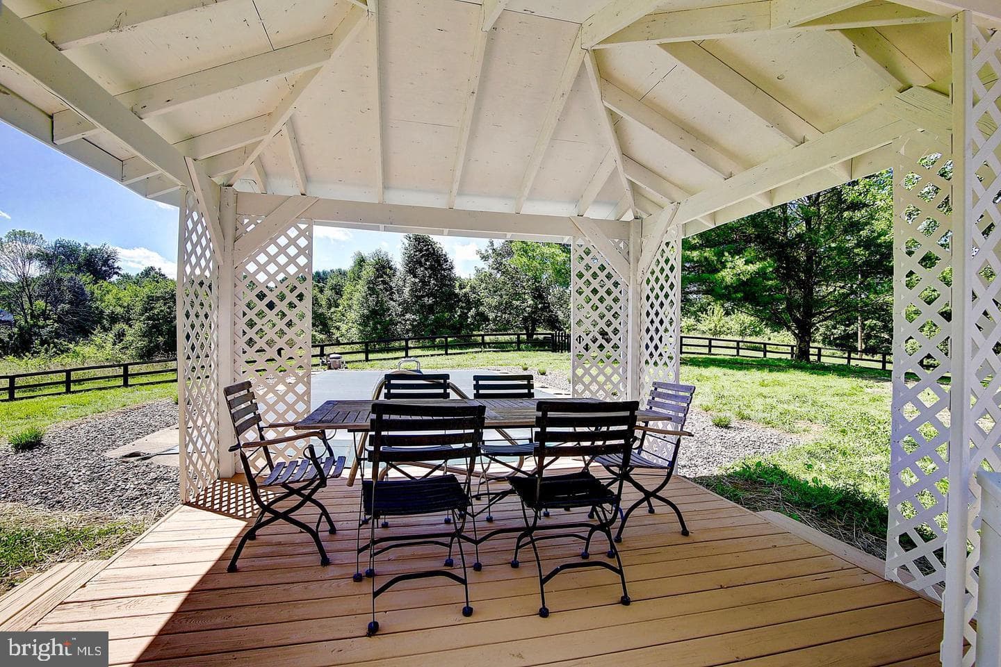 16119 Hampton Road photo 25