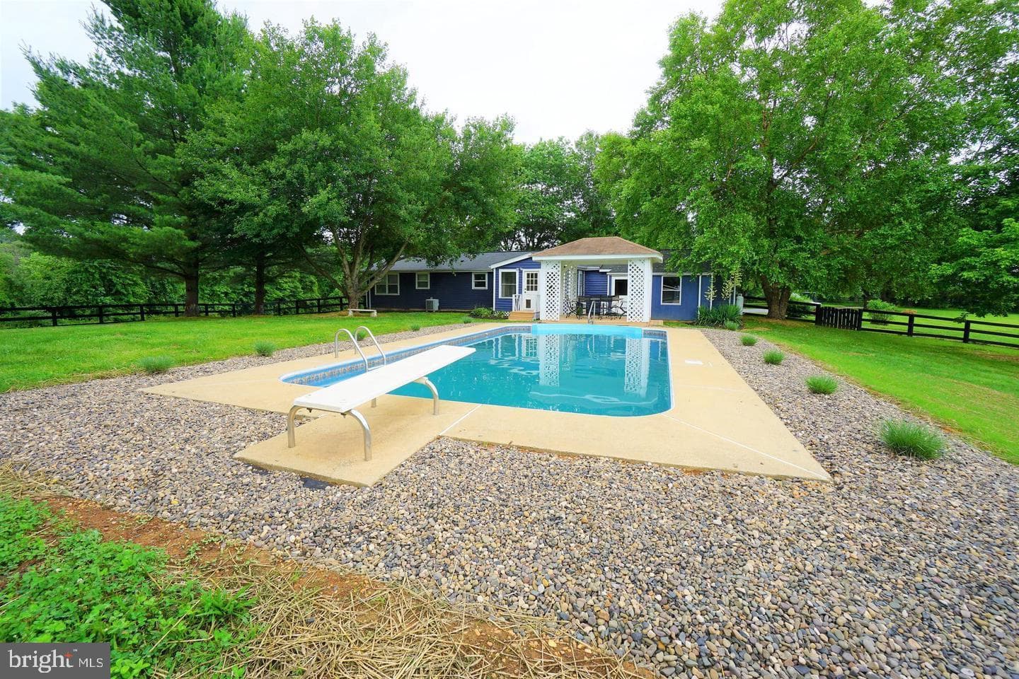 16119 Hampton Road photo 29